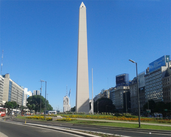 AVENIDA 9 DE JULIO - "Portal oficial de turismo. Gobierno de la Ciudad de Buenos Aires www.bue.gob.ar"